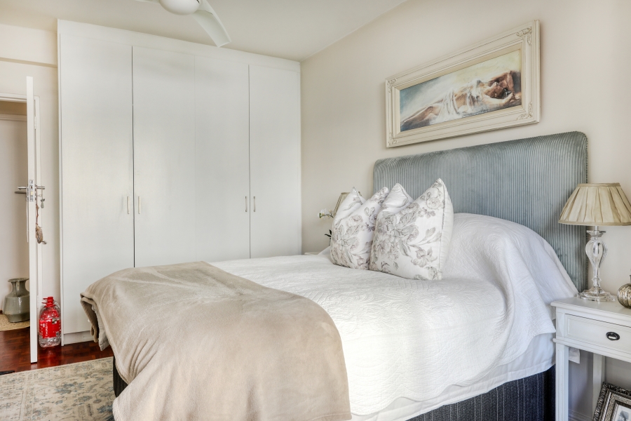 2 Bedroom Property for Sale in Green Point Western Cape